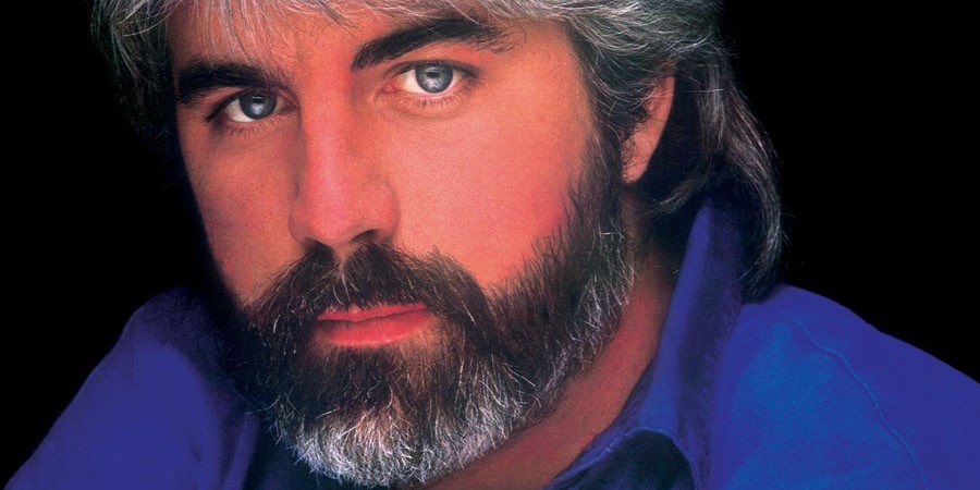 DollarBeKnowing's tweet photo. There’s always room for Michael McDonald. He never overstayed his welcome or did too much! #Verzuz https://t.co/nk8mXXrnT1