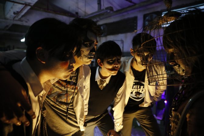 Santiago Garcia Mon Mon Mon Monsters Taiwan 17 Pelicula De Terror Con Mucho De Comedia Disponible En Netflix T Co Xuhllorz2q T Co 6s0b65dhte