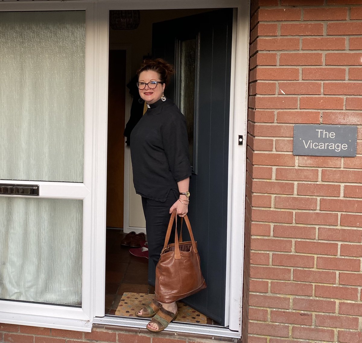DebsRWalton's tweet photo. First full day at school #schoolchaplain #firstdayatschool #obligatoryfirstdayofschoolpic https://t.co/mGzkUa6M4f