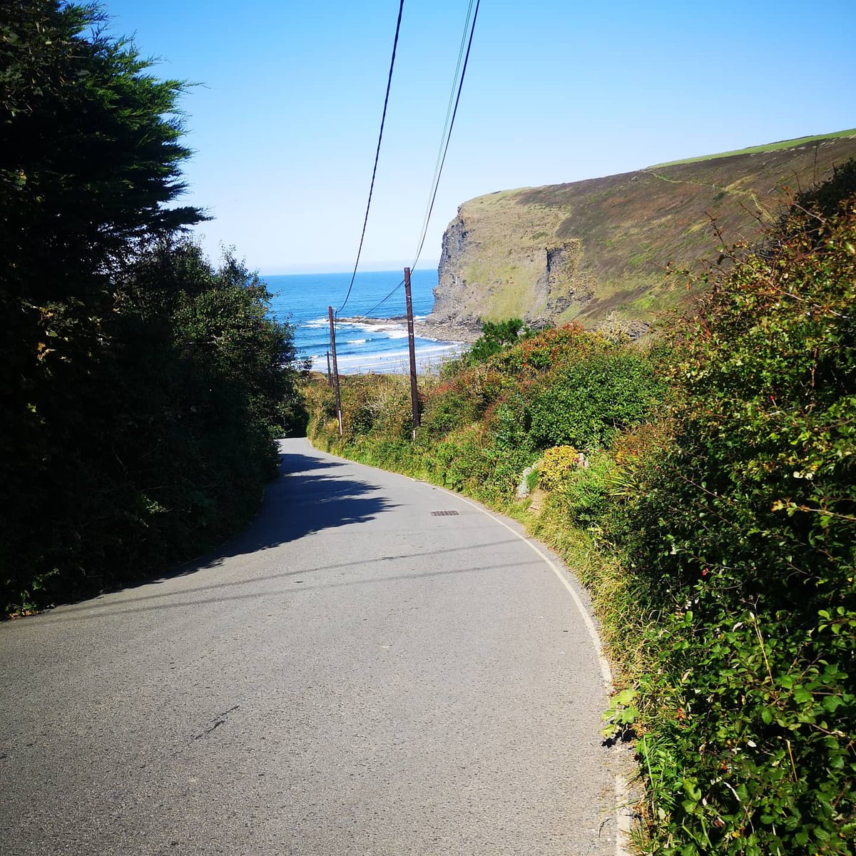 senseijackpok's tweet photo. Down to the #downtime with the family.
A beautiful, nature filled Sunday.
...
#cornwall #northcoast #bliss #recharge #nature #happy https://t.co/KjcKtMRh8f