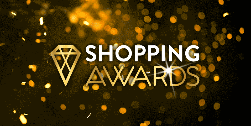 Connecting_NL's tweet photo. 🏆 De Stichting Shopping Awards maakte in juni bekend dat de uitreiking van de Shopping Awards dit jaar op twee dagen zal plaatsvinden: 16 &amp; 17 september! 🏆
In de categorie "Mode &amp; Mode-accessoires" is @kleertjes.com wederom genomineerd. Heel veel succes tijdens de uitreiking!🍀 https://t.co/sFzwSBf0xW