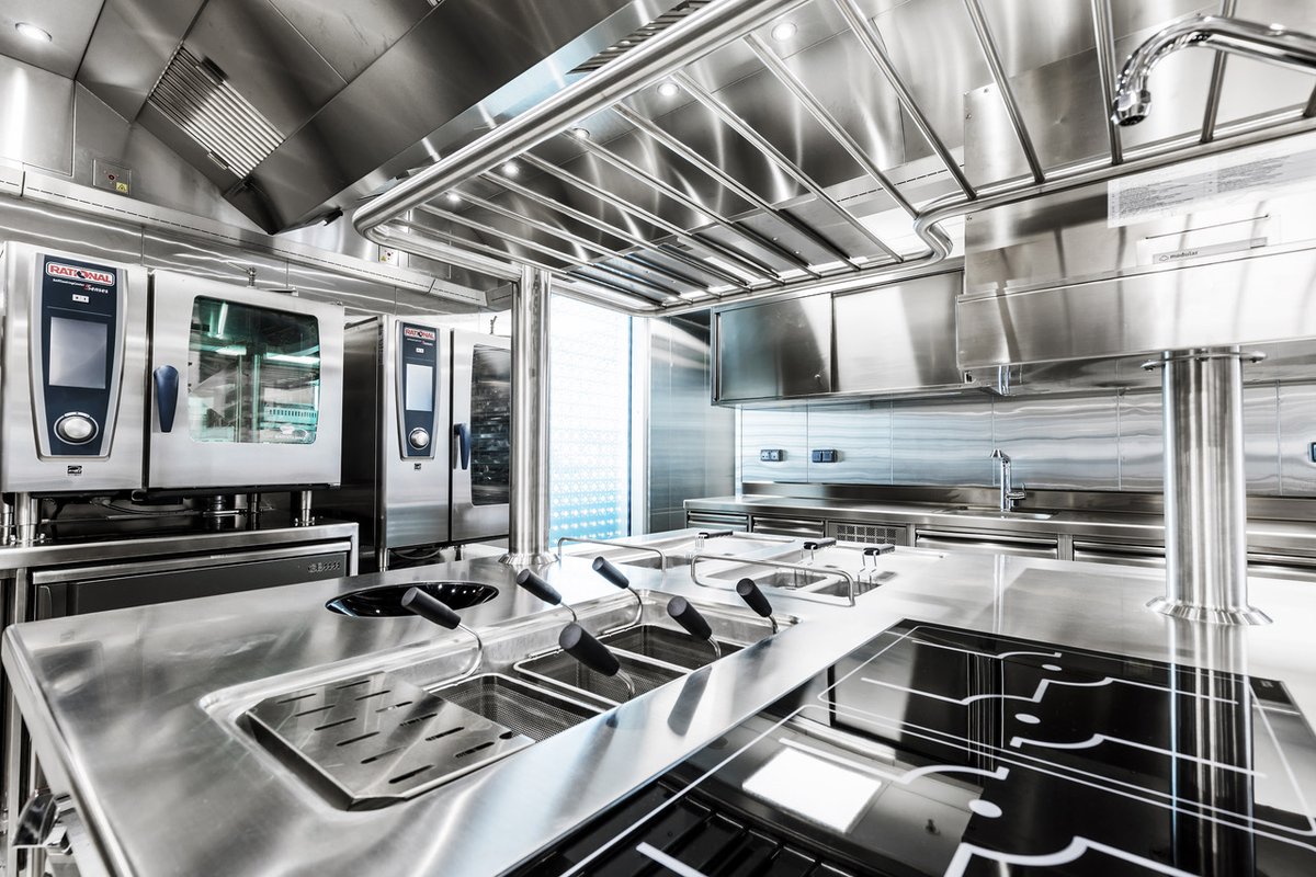 admaresglobal's tweet photo. ADMARESโ state-of-the-art food handling solutions. From 3D design to commissioned delivery.
#admares #realestateonwater #floatingrealestate #innovativeconstruction #floating #offsitemanufacturing #indoormanufacturing #foodhandling #kitchendesign #restaurantdesigns #lovedbychefs https://t.co/wJhcMug4ZK