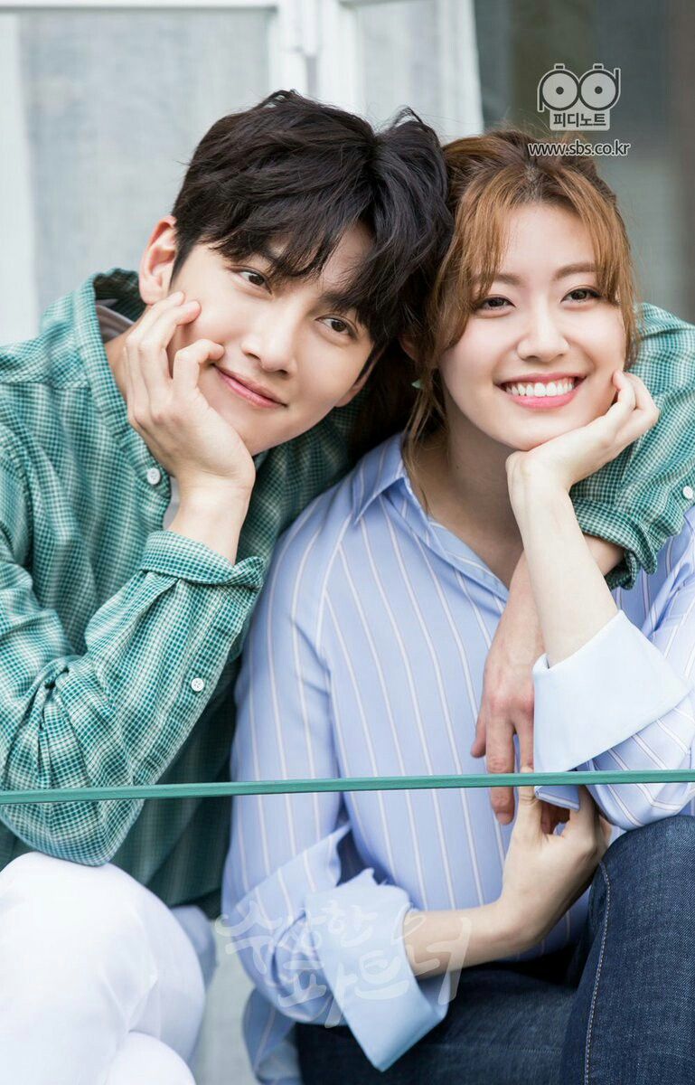 Casper_Veil's tweet photo. Ang cute ko talaga yang kasama ko mukhang unggoy. @neska_pe https://t.co/7Swn18gIm5