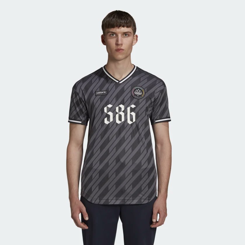 stephenvz's tweet photo. #adidas #adidasspezial #spezial #NewOrder https://t.co/zWtQfnX32x