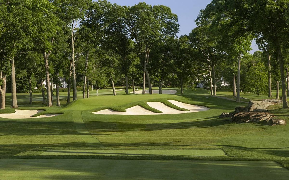 jinx97's tweet photo. The wait is over! Seems like yesterday Winged Foot began @Billy_Bunker installation. Congrats to Steve Rabideau, Wes, JR and the team on all of their accomplishments. They are fantastic superintendents and great friends. This week's US Open is gonna be awesome! @USGA https://t.co/HjbIIZExWp
