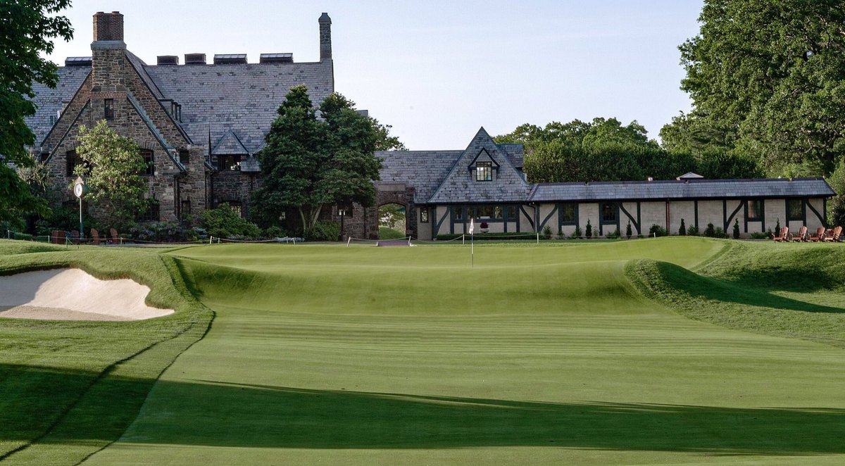 jinx97's tweet photo. The wait is over! Seems like yesterday Winged Foot began @Billy_Bunker installation. Congrats to Steve Rabideau, Wes, JR and the team on all of their accomplishments. They are fantastic superintendents and great friends. This week's US Open is gonna be awesome! @USGA https://t.co/HjbIIZExWp