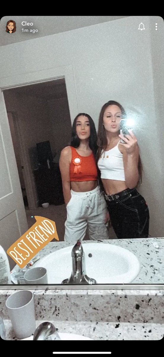 Courtney1Court's tweet photo. Not really sure what I’d do without her tho🥺 https://t.co/dmiBtHqzT9