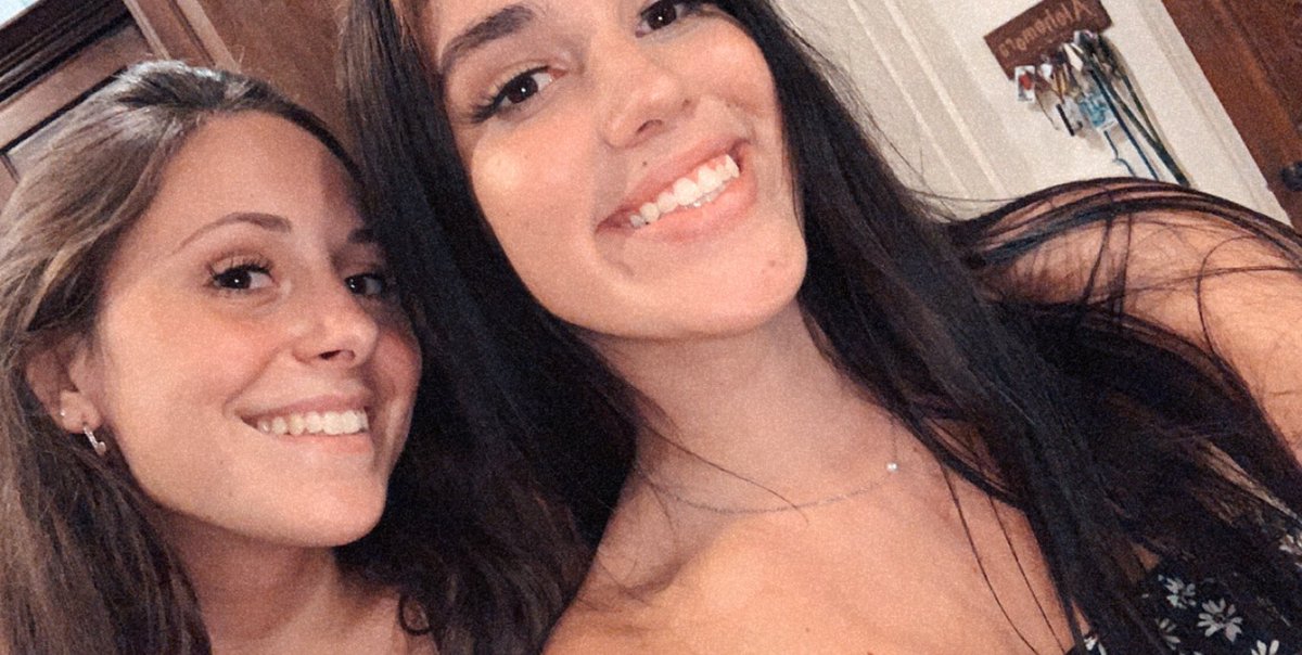 Courtney1Court's tweet photo. Not really sure what I’d do without her tho🥺 https://t.co/dmiBtHqzT9