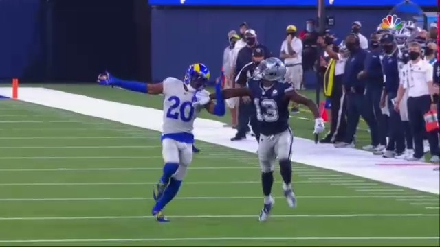 SportsCenter's tweet photo. This offensive pass interference call on Michael Gallup negated a 47-yard gain that would've put the Cowboys in range for a game-tying FG. https://t.co/Ebafc7ealj
