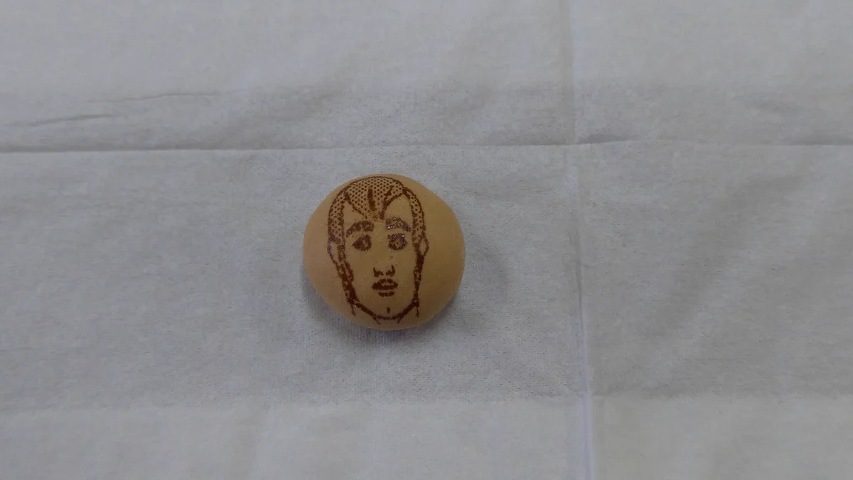 「お前は誰なんだ!？」パックンチョに入っていた謎の男に困惑...