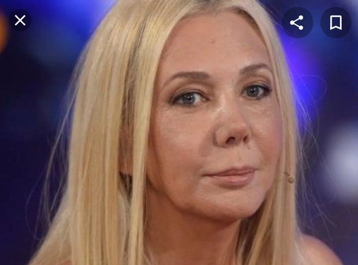 laspecasdshane's tweet photo. JSJXJDU ADIVINEN LA CANCIÓN https://t.co/XjOCZjC4hU