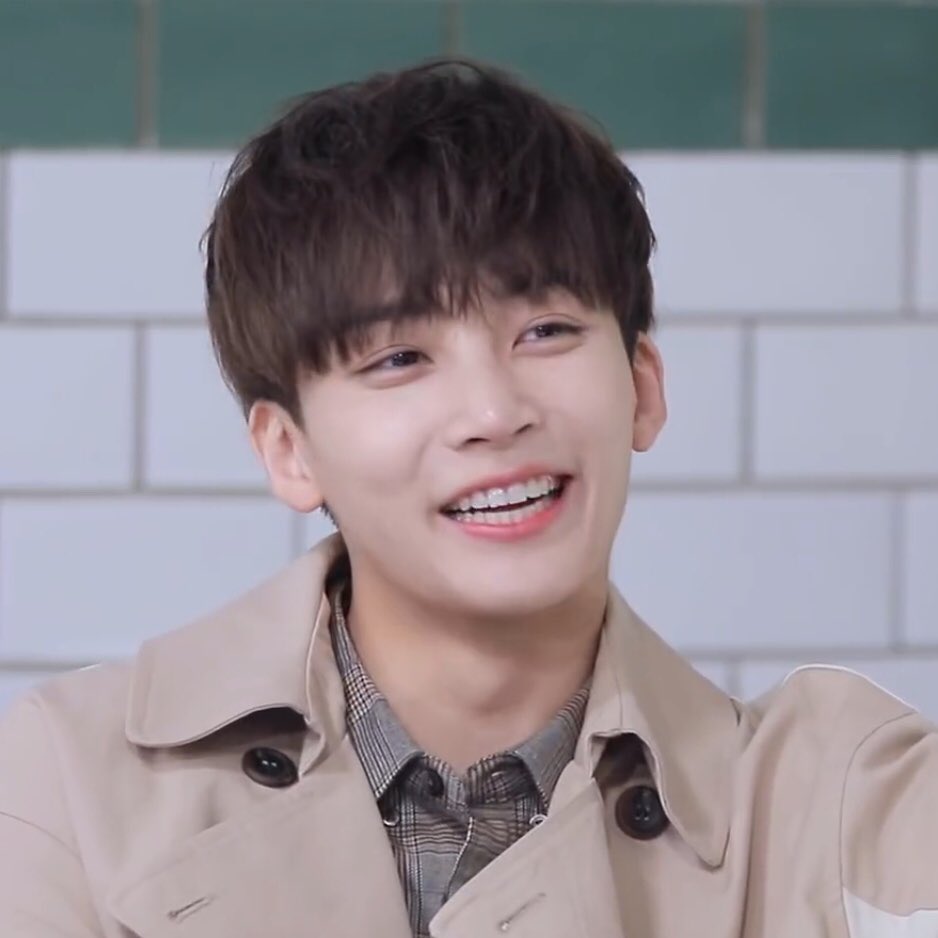 happy smiling jeonghan ; a thread ◕◡◕