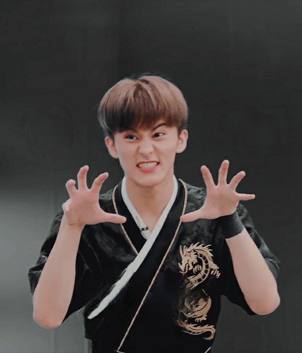 mark🤺 tweet media