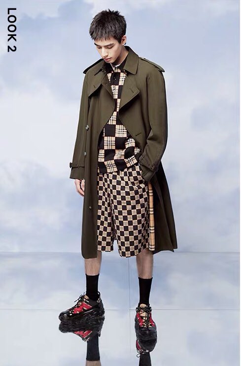 wildflower0325's tweet photo. 200914

Burberry Tmall live tonight‼️

#宋威龙 #宋威龍 #송위룡 #ソンウェイロン #ซ่งเวยหลง  #songweilong #findyourself #goahead #以家人之名 https://t.co/vE1bjgmVan