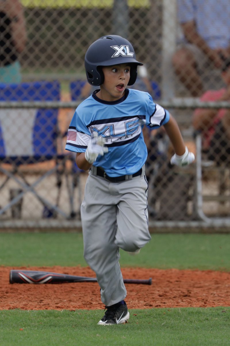 jakelindy2021's tweet photo. These little monsters dominated today. They are so much fun to be on the field with! And we have a few parents that got awesome action shots! Let’s go! #9u #keepemsmiling #XL9UvstheWorld https://t.co/PiOEIJa2uF