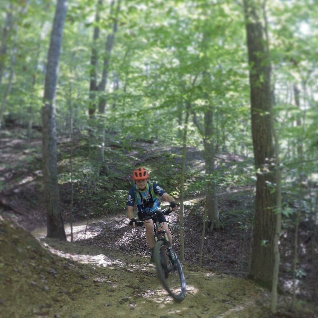 stury's tweet photo. Got a chance to ride Fountainhead today, 2 laps of the Green and Blue Trails.  Could not have asked for a better day!  #RideWithMORE #MORETrails #mtbride #mtblife #trekbikes https://t.co/ieUFtDK3si https://t.co/0hQwv8xwno
