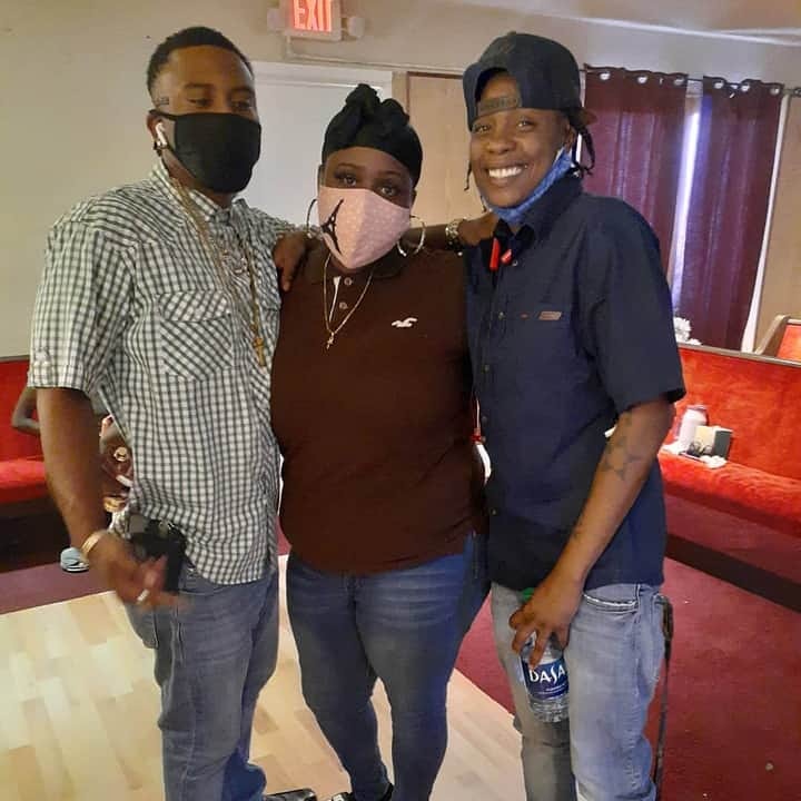 Aries0369's tweet image. MR.YAYOP IT MAKES 2 MONTHS TODAY SINCE MY MOTHER BEEN GONE AND THE LOOK IN MY FACE TELLS IT ALL... I LOVE MOM DUKES #LLJS