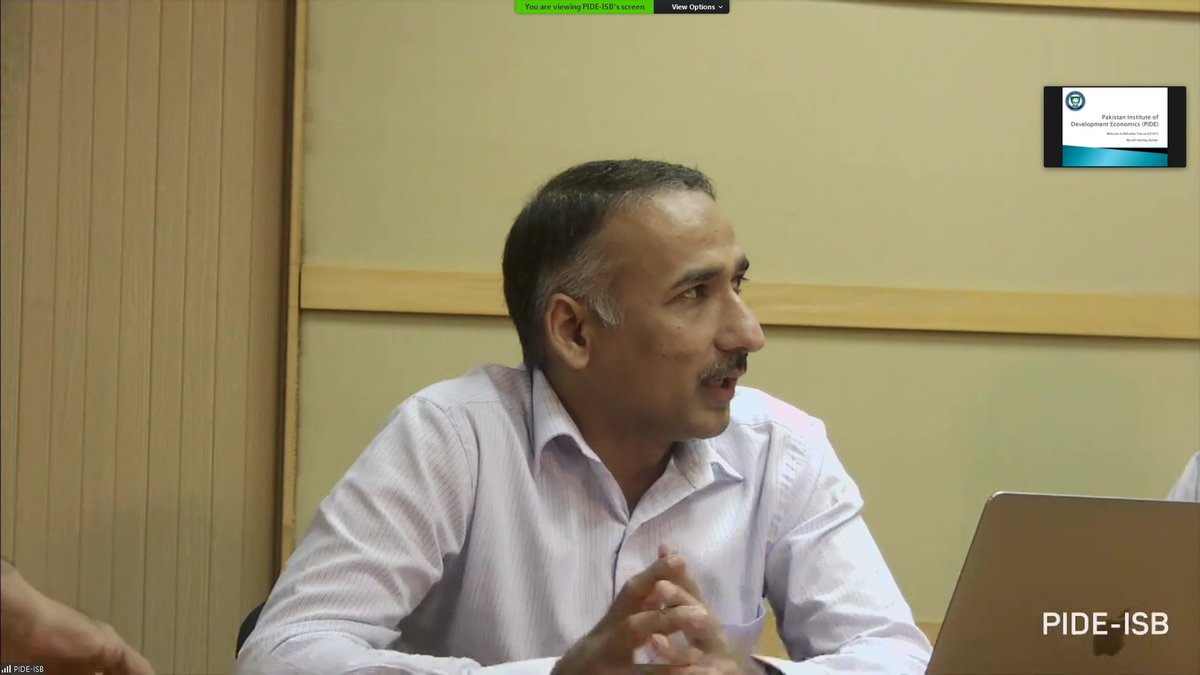 PIDEpk's tweet photo. @drniqbal is introducing the #PIDETrainingProgram "Refresher Course on #LearningEconomics (LE101) at #PIDE #PIDEIdeas
@nadeemhaque @durre_nayab_ @drniqbal @Asad_Umar @NaseemFarraz @nasir_econ @karimeconomist @aqeelCh https://t.co/4gGVlfdGRD