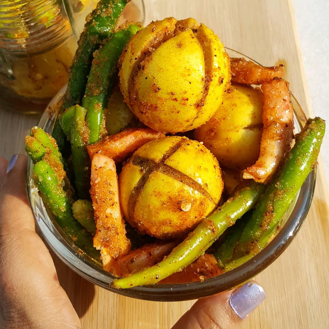 ChiefchefR's tweet photo. Lemon Chili Ginger Instant Pickle 
Full recipe @ChiefchefR https://t.co/g4yqa5zL0n
#chiefchefrecipes
#Supriyadhiman #recipes #healthyfood #delicious #food #tasty #healthy #foodlover #vegan #healthylifestyle #healthyrecipes #chef #foodies #instagood #breakfast #lunch #dinner #cook https://t.co/HcJNDWAcNC