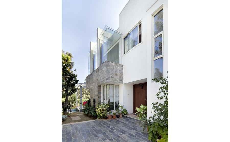 ZingyHomes's tweet image. #Zingify - 5 Breathtaking Villa Designs you will Love to Replicate.

See more at: zingyhomes.com/latest-trends/…

#luxuryvilla #villa #luxury #luxurylifestyle #realestate #luxuryhomes #architecture #luxuryvillas #villas #luxuryrealestate #interiordesign