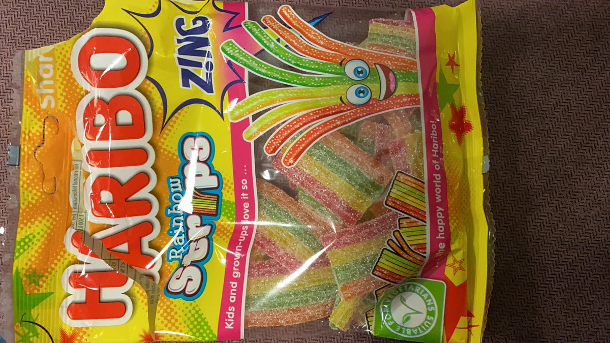 UKCopHumour's tweet photo. #TeamNightShift trying to stay awake treats #BitSharp #FunnyFaceTime https://t.co/L3NthAdjKG