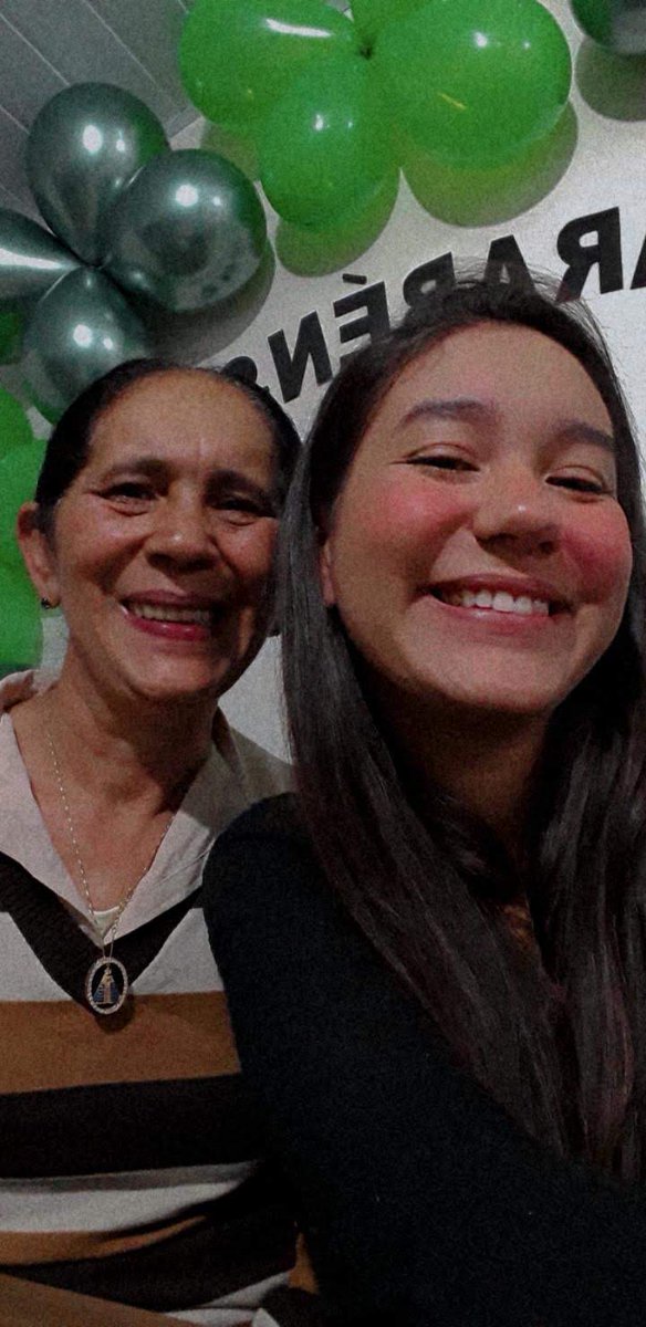 Batistarayane02's tweet photo. Meu amor todinho❤❤ https://t.co/Wz3URA91DX