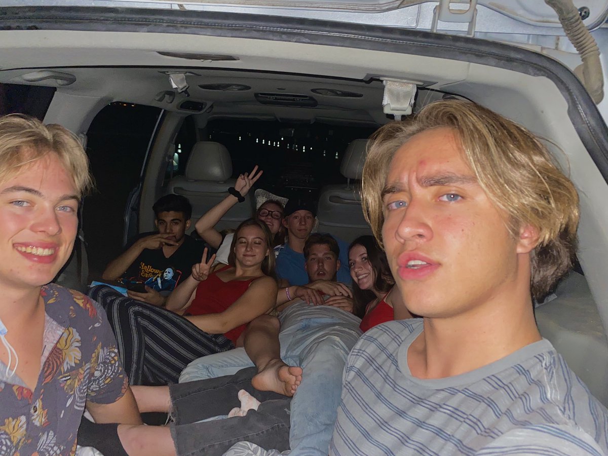 zarn_seth's tweet photo. The van had a funky smell -Kj https://t.co/VIPL9ZcJUK