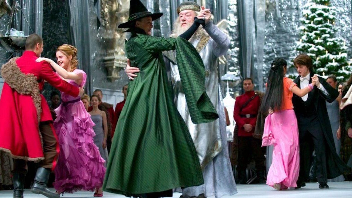 PotterWorldUK's tweet photo. 25 December 1994: The Yule Ball is held at Hogwarts in celebration of the Triwizard Tournament. https://t.co/GJKB5LKOEz