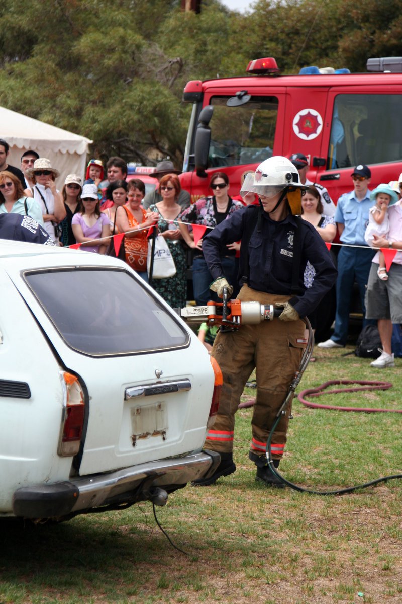 SA_MFS's tweet photo. A #WAFAWednesday flashback to MFS firefighter Carly, shortly after graduating in 2004. 

Since then, Carly's achieved an amazing &amp; rare career double feat; studying hard to become both a #TripleZero Communications Officer &amp; an operational Station Officer. 👏🏽 👏🏽 👏🏽 @WAFA_Comms https://t.co/XxXXd8gjyf