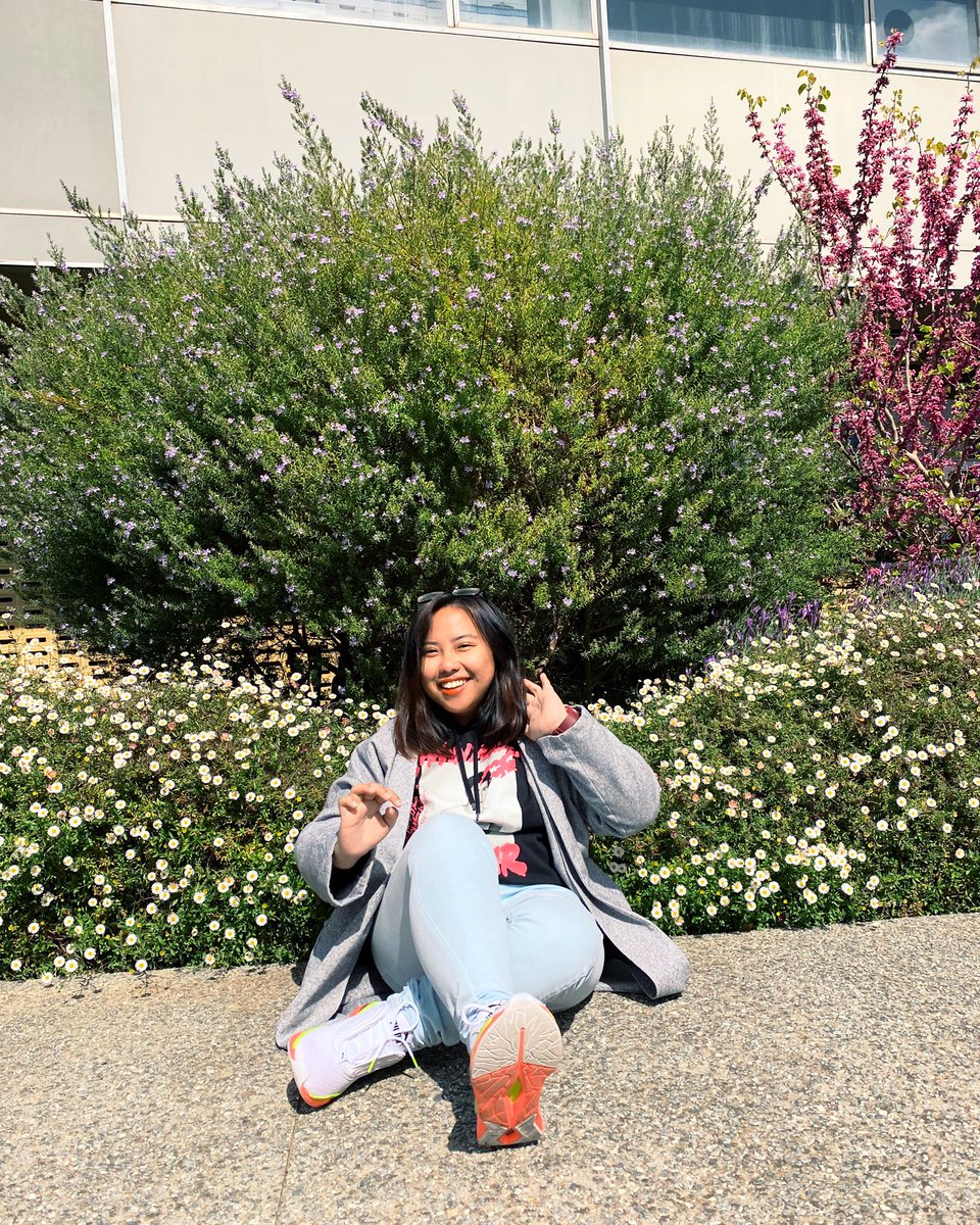 Athrennaakira's tweet photo. Spring baby loves her hotchoc❤️☀️ #sunnyspring https://t.co/n3ylSeSNrE