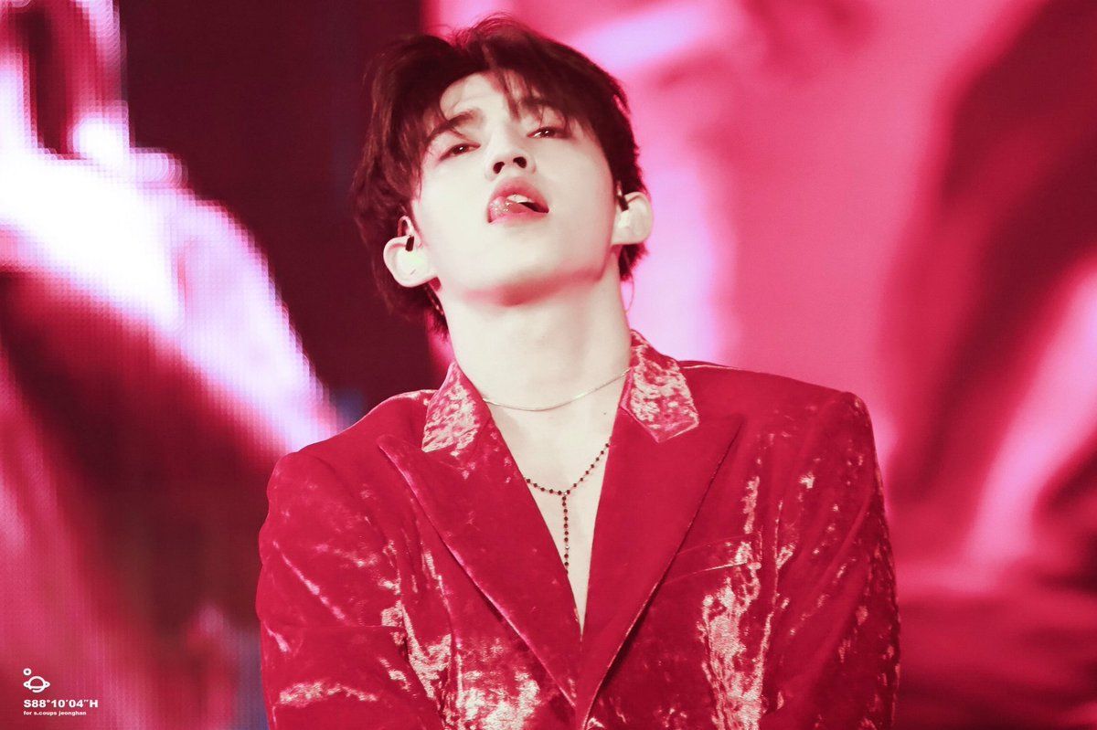 hourly_scoups's tweet photo. i have ascended 🥵

#SCOUPS #SEVENTEEN #에스쿱스 #최승철 #エスクプス #세븐틴 @pledis_17 https://t.co/pB6gs6cSX0