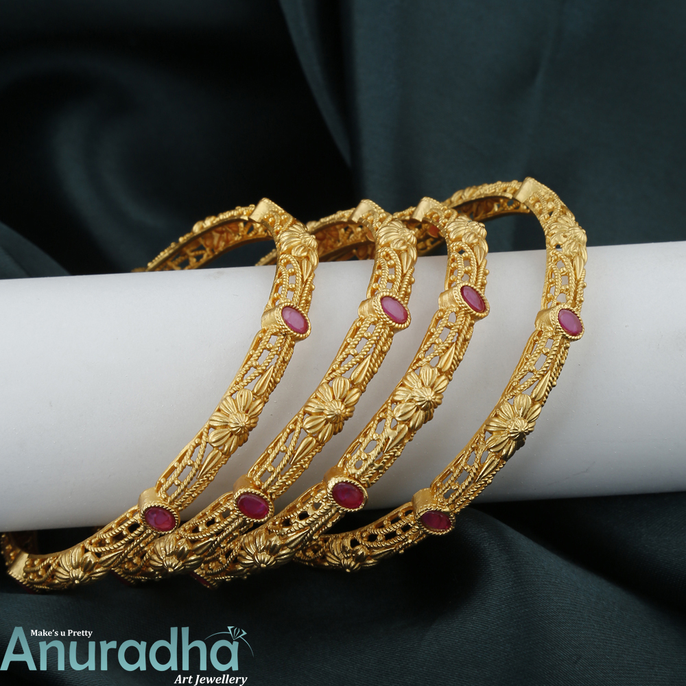 AnuradhaArts's tweet photo. 😍Deal Of The Day😍
🤩Bangles Set Under 1599/-🤩
Shop Here: https://t.co/9Fp2h9vcX1
-
-
#bnagles #banglesset #goldbangles #traditionalbangles #designerbangles #fancybangles #dulhanbangles #banglesforgirl #banglesonline #banglesforwomen #artificialjewellery #anuradhaartjewellery https://t.co/BZFJmBVA9U