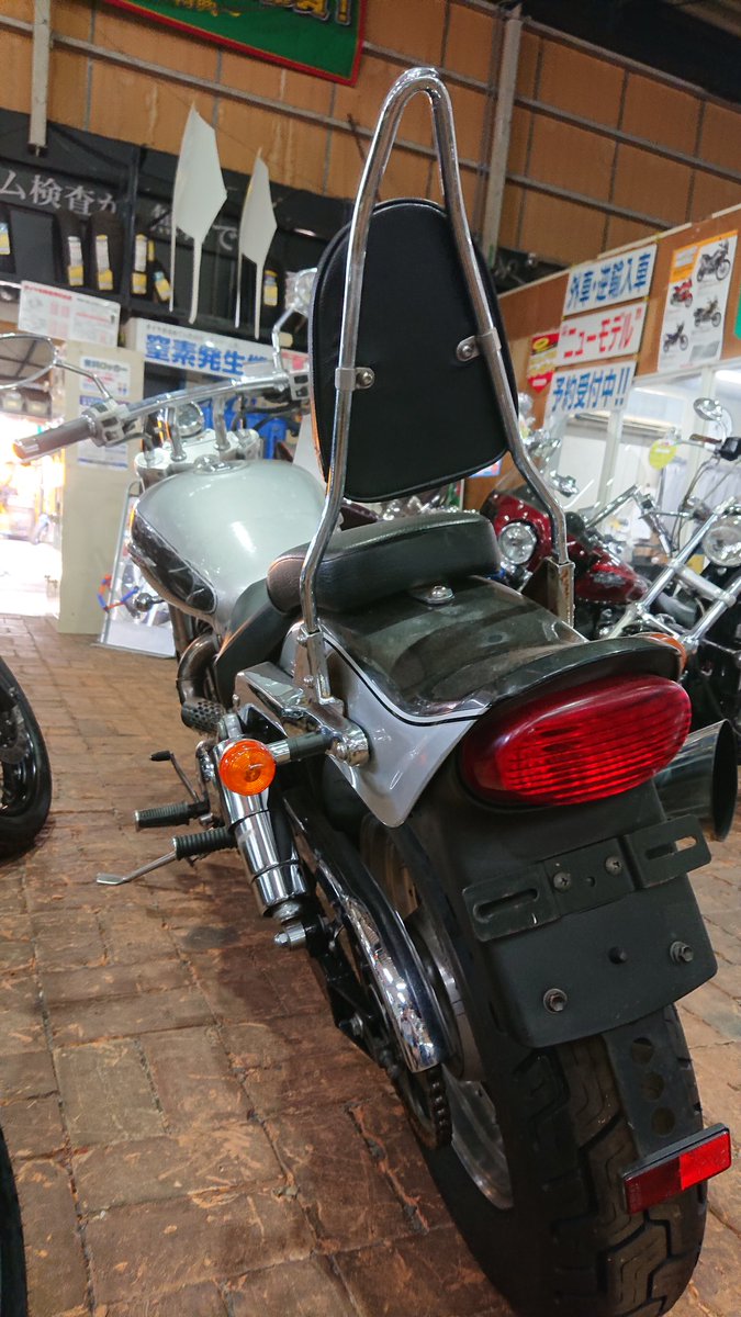 400Saika's tweet photo. ドラッグスター買いに来たのに一目惚れして即決した https://t.co/QFJemFWjd2