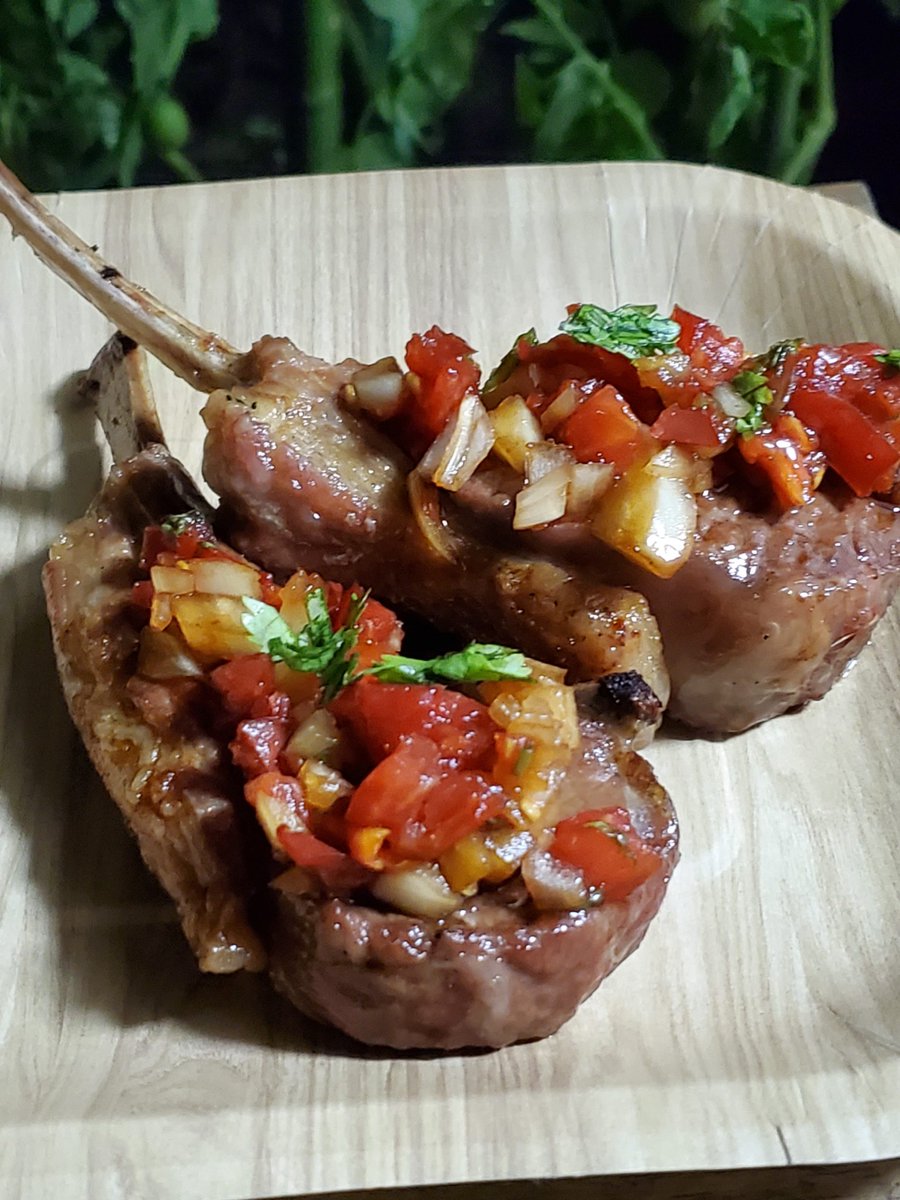 公式 ヨシダソース Yoshidasauce ヨシダソースで おうちキャンプ飯 レシピコンテスト優秀賞 ニックネーム Momo様 メニュー名 やみつき カラフルソースのラムチョップ ヨシダオリジナルソースを使っておしゃれキャンプで最適なレシピを作ってくれ