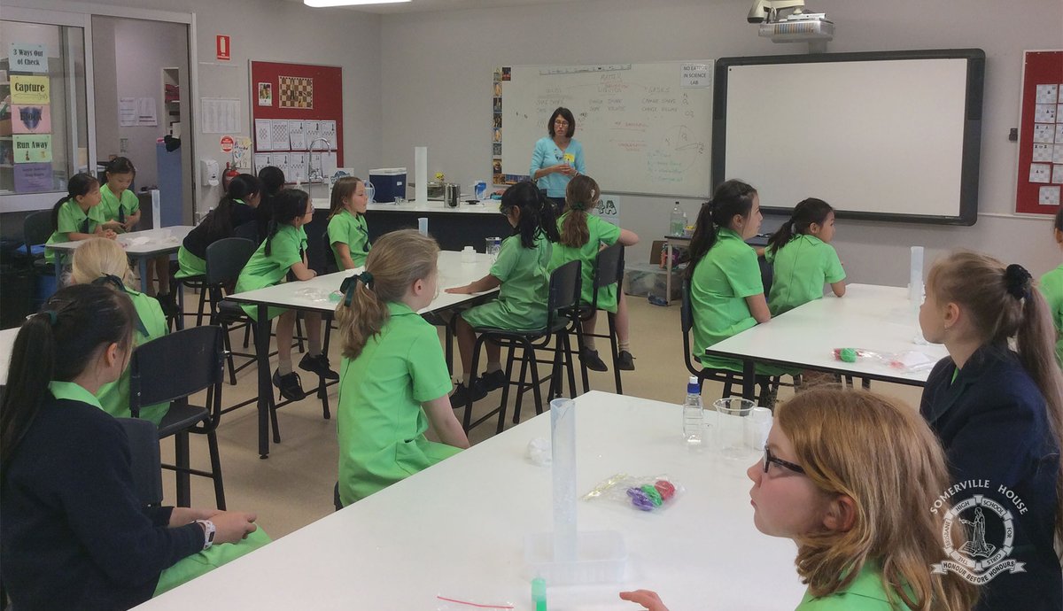 somerchat's tweet photo. A presenter from @MadAboutScience paid our Year 3 girls a visit today, using the magic of dry ice to explore the three common states of matter – solids, liquids and gases.
#sciencesisters #leapintolearning https://t.co/4iDQ2B9NER