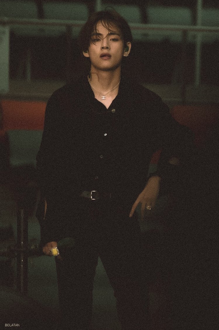  taehyung all black outfit film: thread