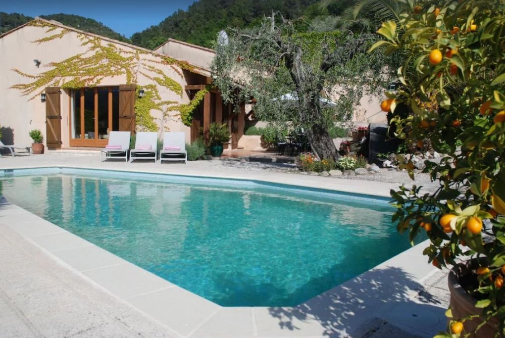doylie45's tweet photo. Villa with Secluded Private Pool and Stunning Mountain ViewAlpes-Maritimes - Villa Vue Tranquille
https://t.co/E5USjw4XFK
#france #rent #selfcatering #frenchapartments #rentalapartments #winterinfrance #wintersun #familyvacationsinfrance #apartmentsfrorent #rentals https://t.co/ZjWsvzGKue