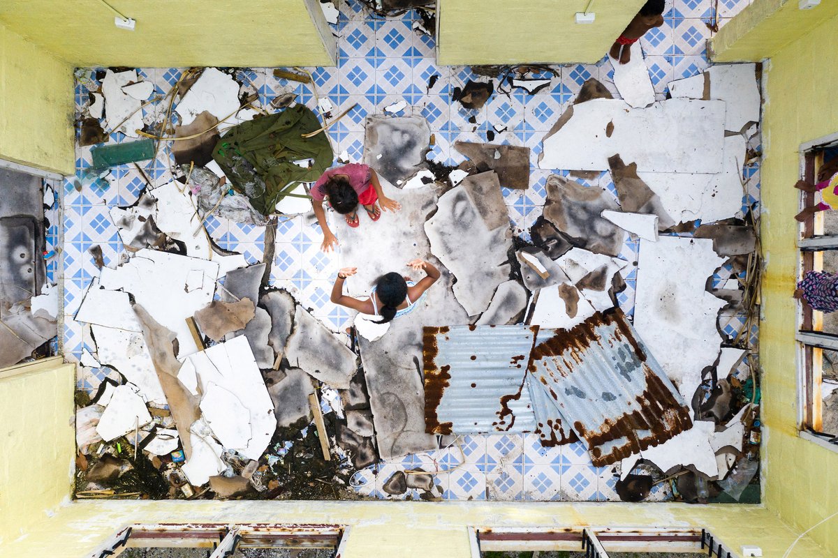 GeekLibraryOrg's tweet photo. In a few decades, the beautiful islands of Tuvalu may be gone forever, and with it an old and rich heritage. It is in our hands to make sure that it doesn’t happen. (Pictures from @CNN )

8/8 https://t.co/NAFX2wMmUZ