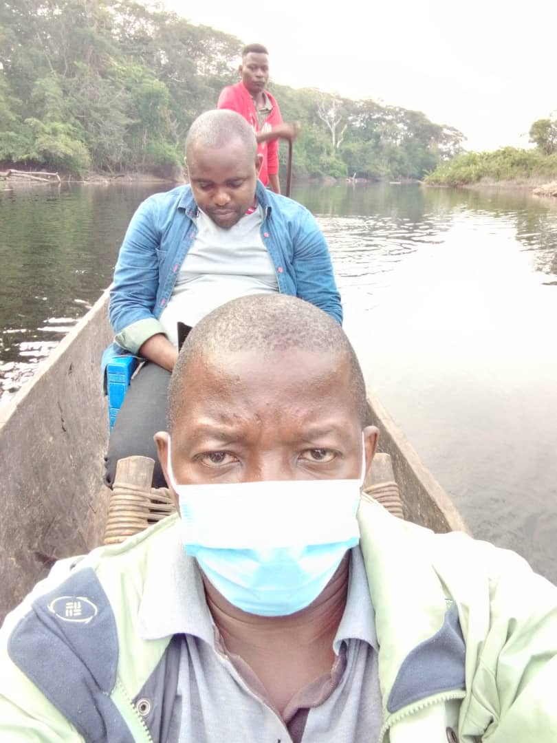 FeltpRdc's tweet photo. Les activités de terrain concernant la nouvelle  épidémie d'Ebola se poursuivent: suivi des contacts au campement Bofomo de l'AS Lotumbe ds la ZS de Lotumbe. Courage chers FELTP 🇨🇩. https://t.co/1EcS1LOSff