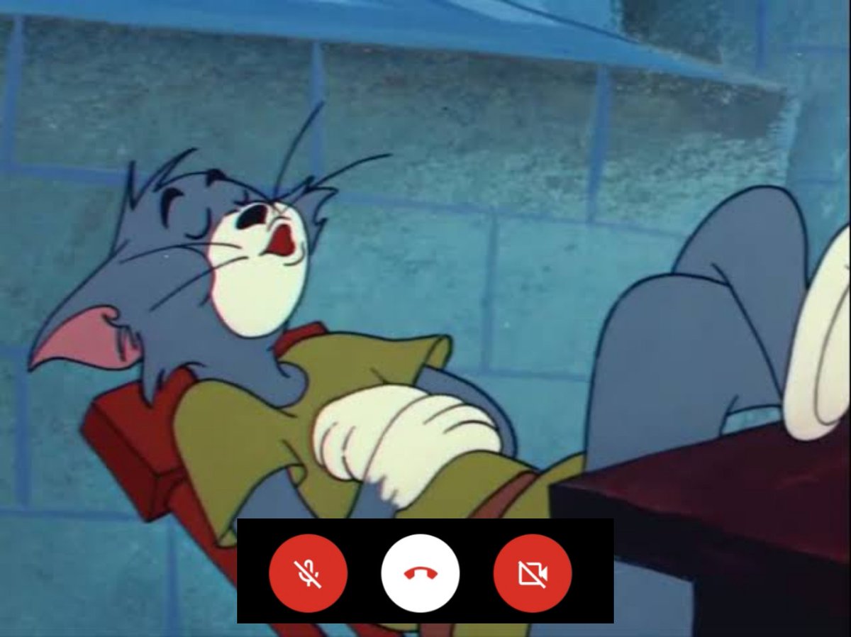 DbatuMemes's tweet photo. How I attend online class https://t.co/yBFfjjjXLN