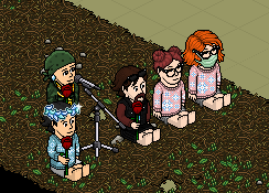 AnnielyFBIFA's tweet photo. @xBelcon @HabboYasuhFBIFA @Kakaczinho0 @ShaggyTheWhogg @LucasDzeventau1 Seus lindos. mudando minha semana completamente, me deixaram muito mais feliz. Amo vocês! https://t.co/iVdtMDwHmx
