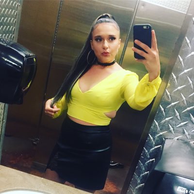 franklinandrea's tweet photo. #NewProfilePic https://t.co/77C8x9zRER