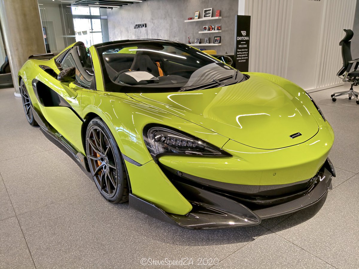 OctaneRepublic's tweet photo. A bright start to my McLaren Monday.

#McLaren #600LT #McLarenMonday #OctaneRepublic #SteveSpeedZA #SpeedDemon250 

📸: @SteveSpeedZA https://t.co/iXrilCHxQj
