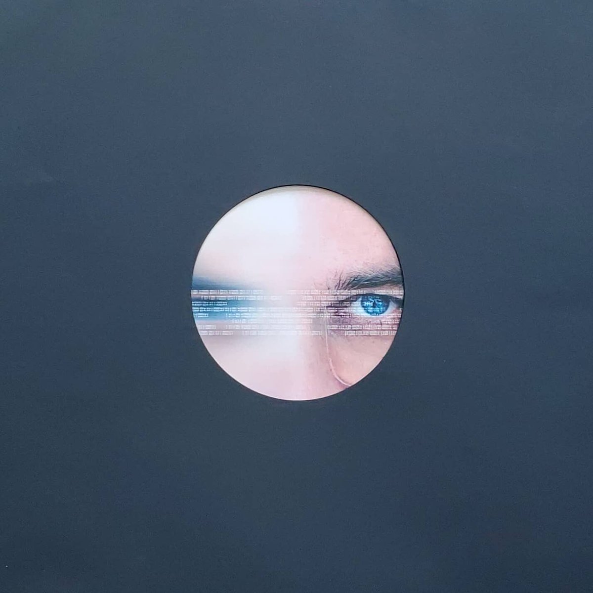 _tomeque's tweet photo. mein #albumrelease rückt immer näher, die #schallplatte wartet schon darauf, ausgepackt zu werden...

#tomeque #artwork #plattencover #singersongwriter #coverart #deutschpop #comingsoon https://t.co/afJVWZ0TIR