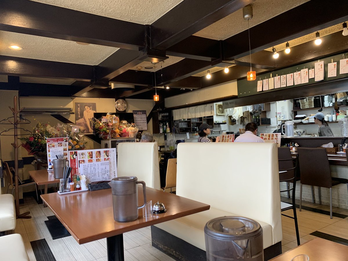 takabo77's tweet photo. I went to the Kushiro Kaiun office to submit the documents, so I had lunch at the cafeteria on my way home ♪
I was satisfied with the large amount of pork set meal😁
#porkteishoku #lunch #largeserving #officer #sailor #seamenslife #lifeonship https://t.co/MwaH0kBSgb