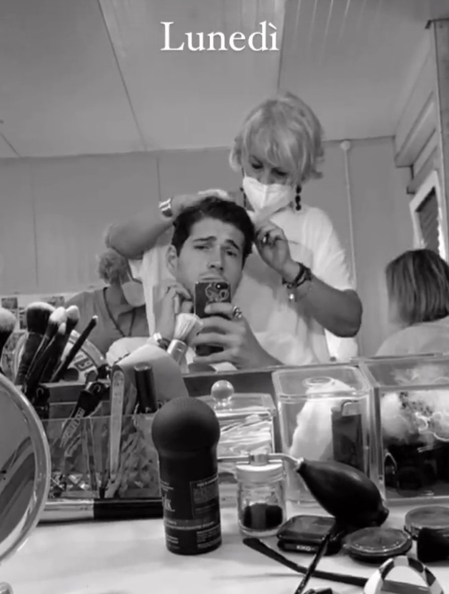 _freeesh's tweet photo. Il buongiorno si vede da Gian💚

#skamitalia #giancarlocommare #ilparadisodellesignore https://t.co/XCLMwYVBPf