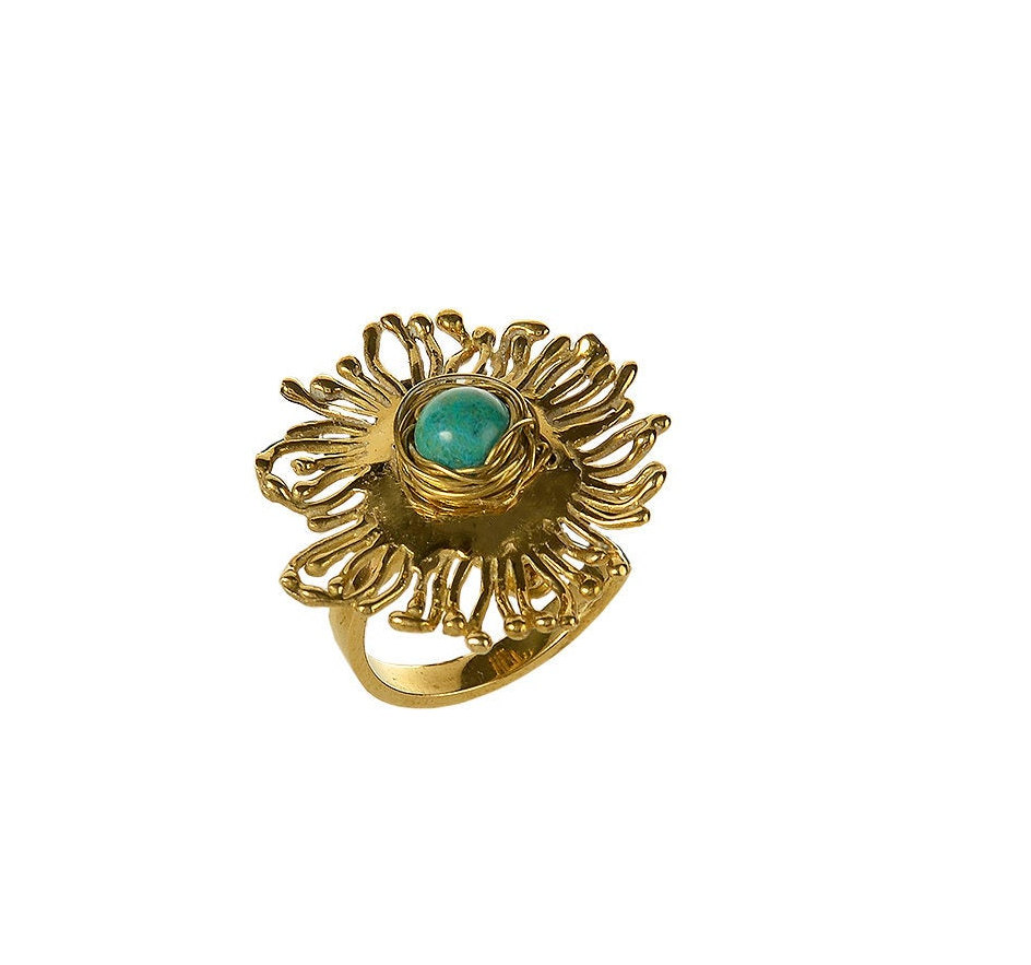 Gold turquoise large sunflower ring delivered worldwide to your door.  etsy.me/2RoyoWp #gold #round #floral #turquoise #blue #women #brass #fashion #bohemianring #hippiering