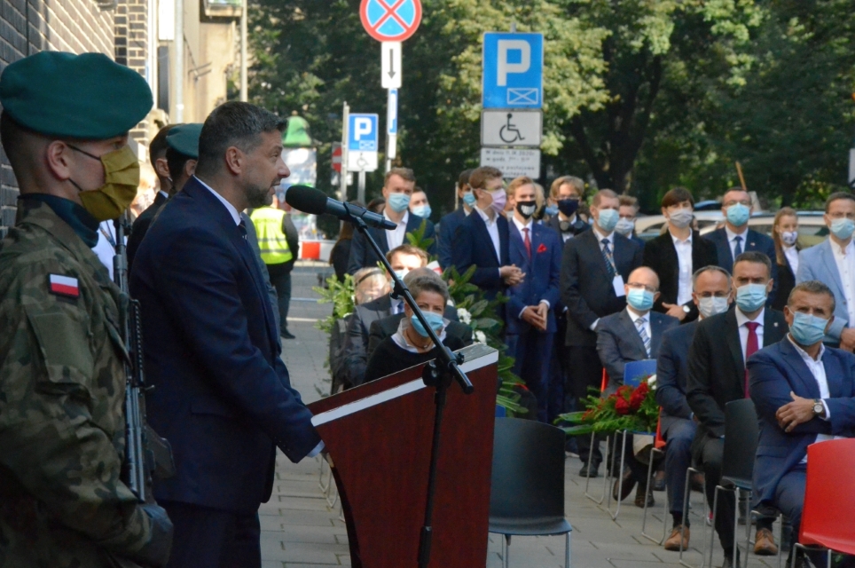 Krakowska Służba Więzienna jak co roku wzięła udział w organizowanych przez Muzeum Krakowa Oddział Ulica Pomorska, obchodach Dni Pamięci Ofiar Gestapo.
