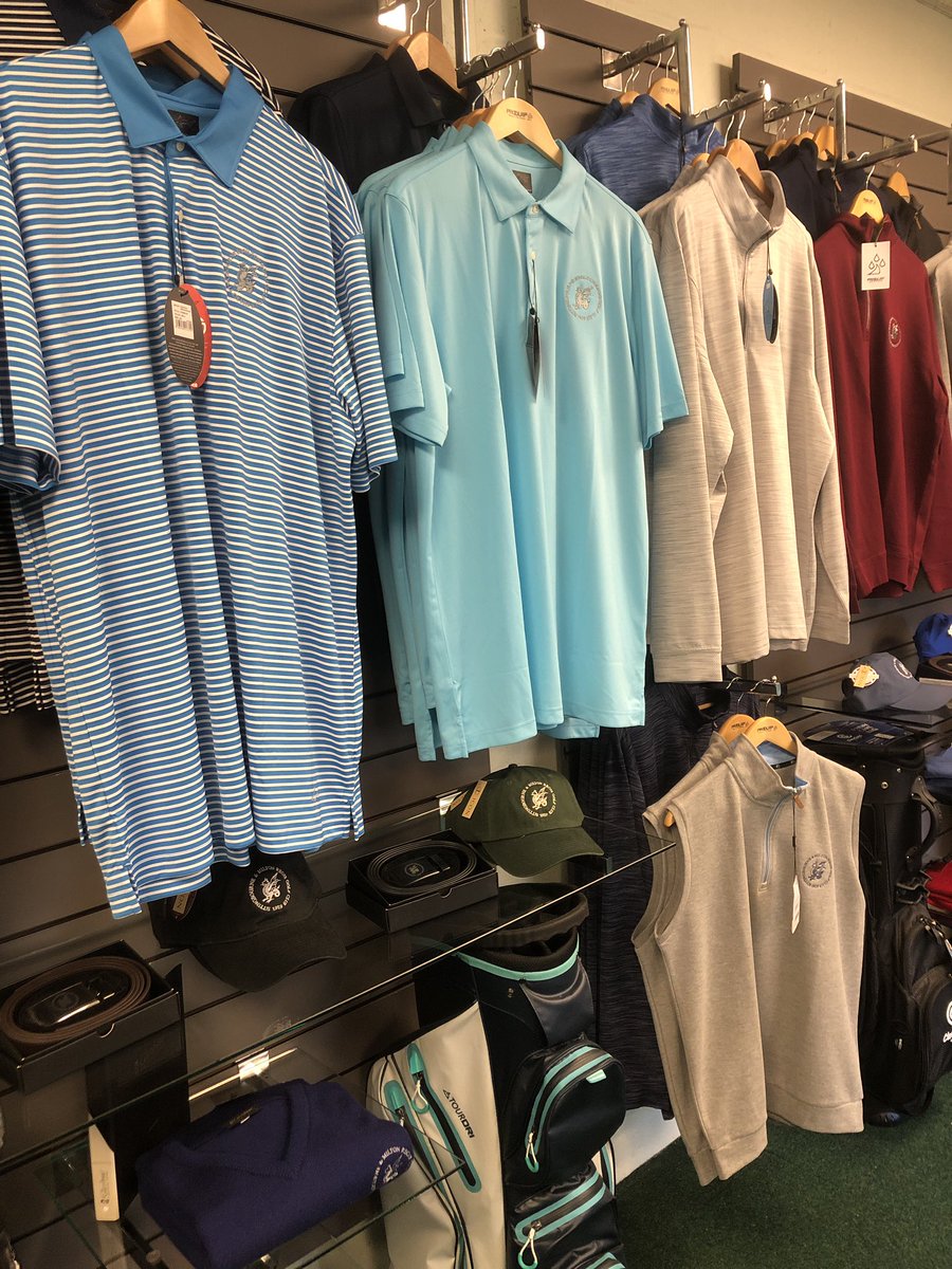 SMRGC_golf's tweet photo. The new shop layout is coming together nicely.  It’s the beginning of a new era at the club. #ClubShop &amp; #CWGolfStudio https://t.co/SXcUi5u0sj