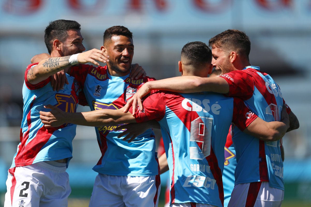 fabianhmendez's tweet photo. Efemérides
Hoy 14/9/20 se cumple 1 año que #Arsenal ganaba en Sarandí a Unión 4-1, goles: Fabio Pereyra, Nicolás Gimenez, Juan Kaprof, Joel Soñora (A), Walter Bou (U). Fecha 6 Superliga 2019/2020.
Nota: rincondefutbol https://t.co/anT73QyBLJ
Video: Youtube https://t.co/TI3o8aVRls https://t.co/TIDhEj5j1j
